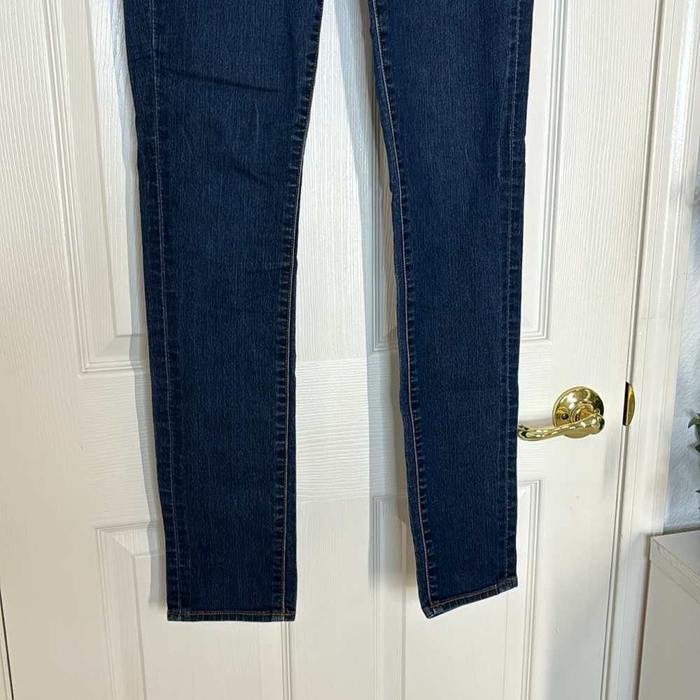 Lucky Brand Charlie Skinny Jean | Size 2 / 26 L - Picture 5 of 8